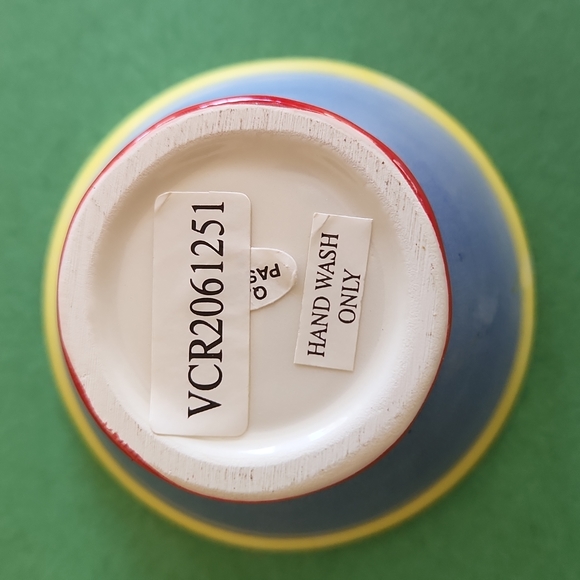 NWOT  shoe/christmas themed creamer/sugar bowl (4 pc) - Picture 7 of 8